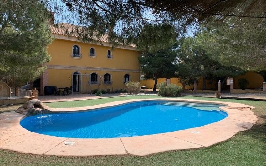 Resale - Villa -
Rojales - Ciudad Quesada