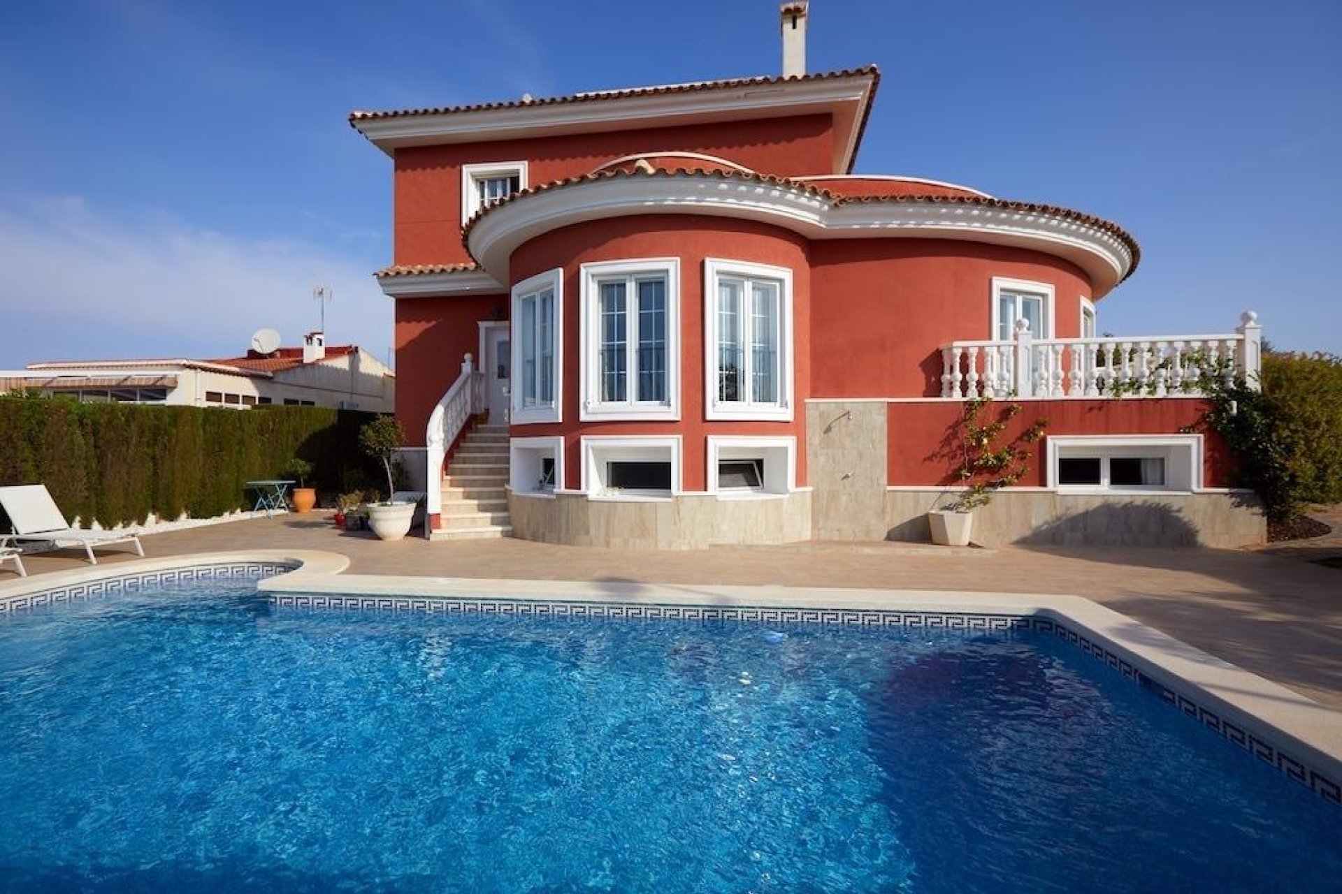 Resale - Villa -
Rojales - Inland