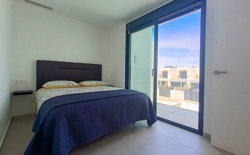 Resale - Villa -
Rojales - Inland