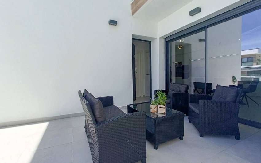 Resale - Villa -
Rojales - Inland