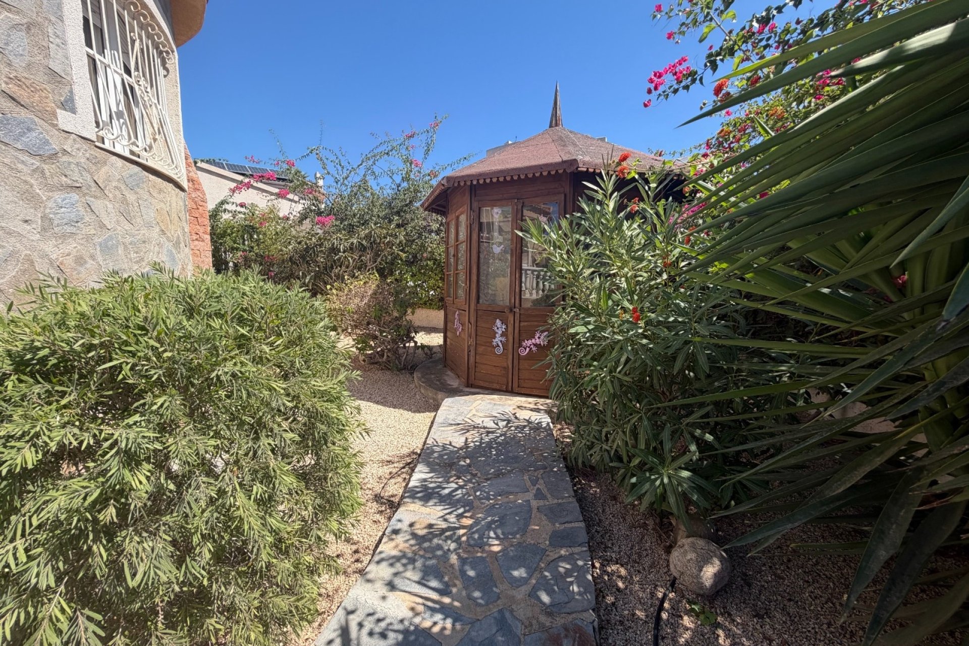 Resale - Villa -
Rojales - Inland