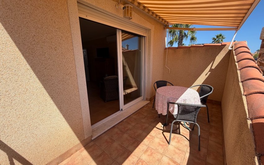 Resale - Villa -
Rojales - Inland