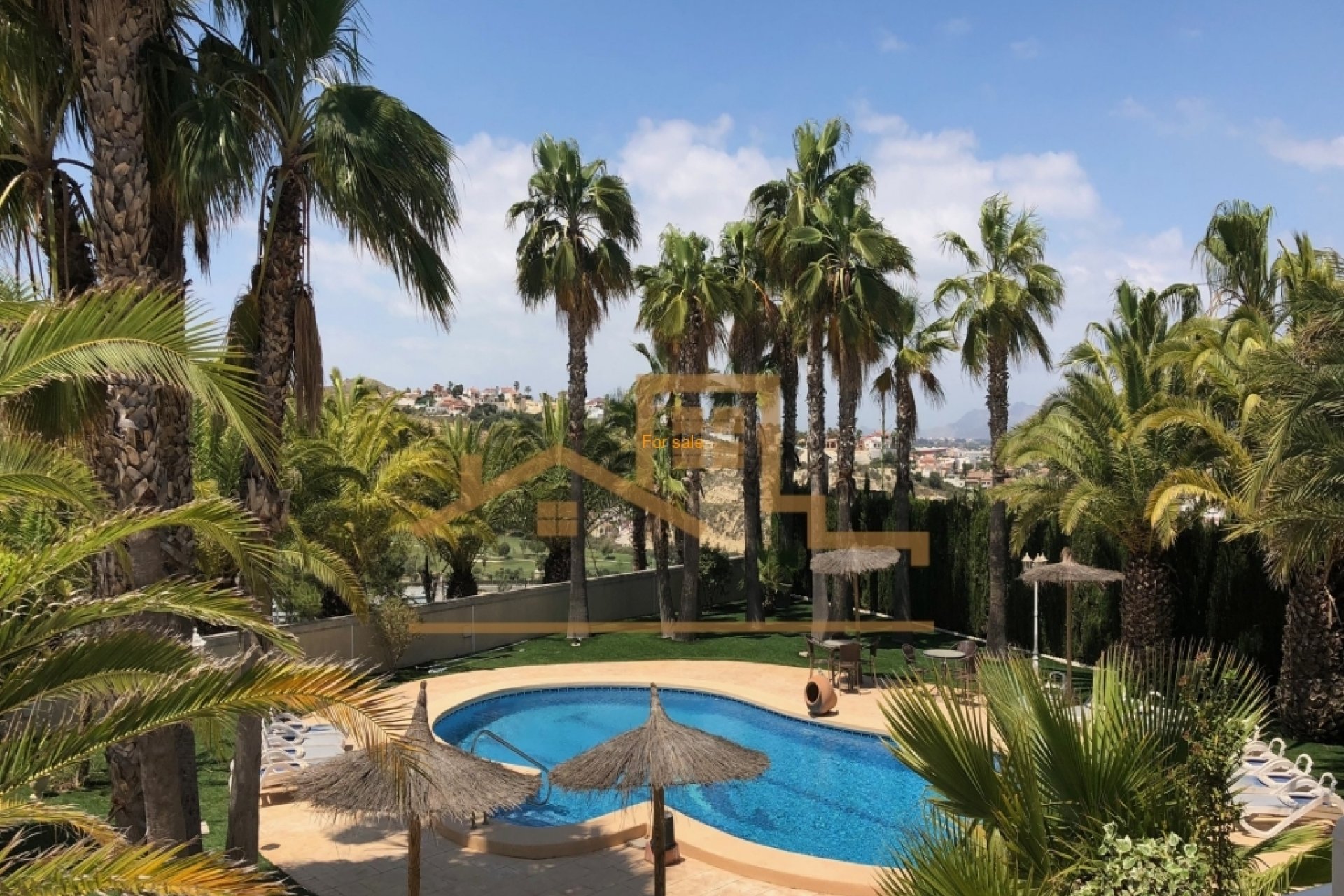 Resale - Villa -
Rojales - La Marquesa Golf