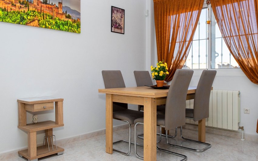 Resale - Villa -
Rojales - Pueblo