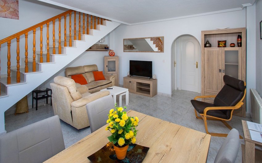 Resale - Villa -
Rojales - Pueblo