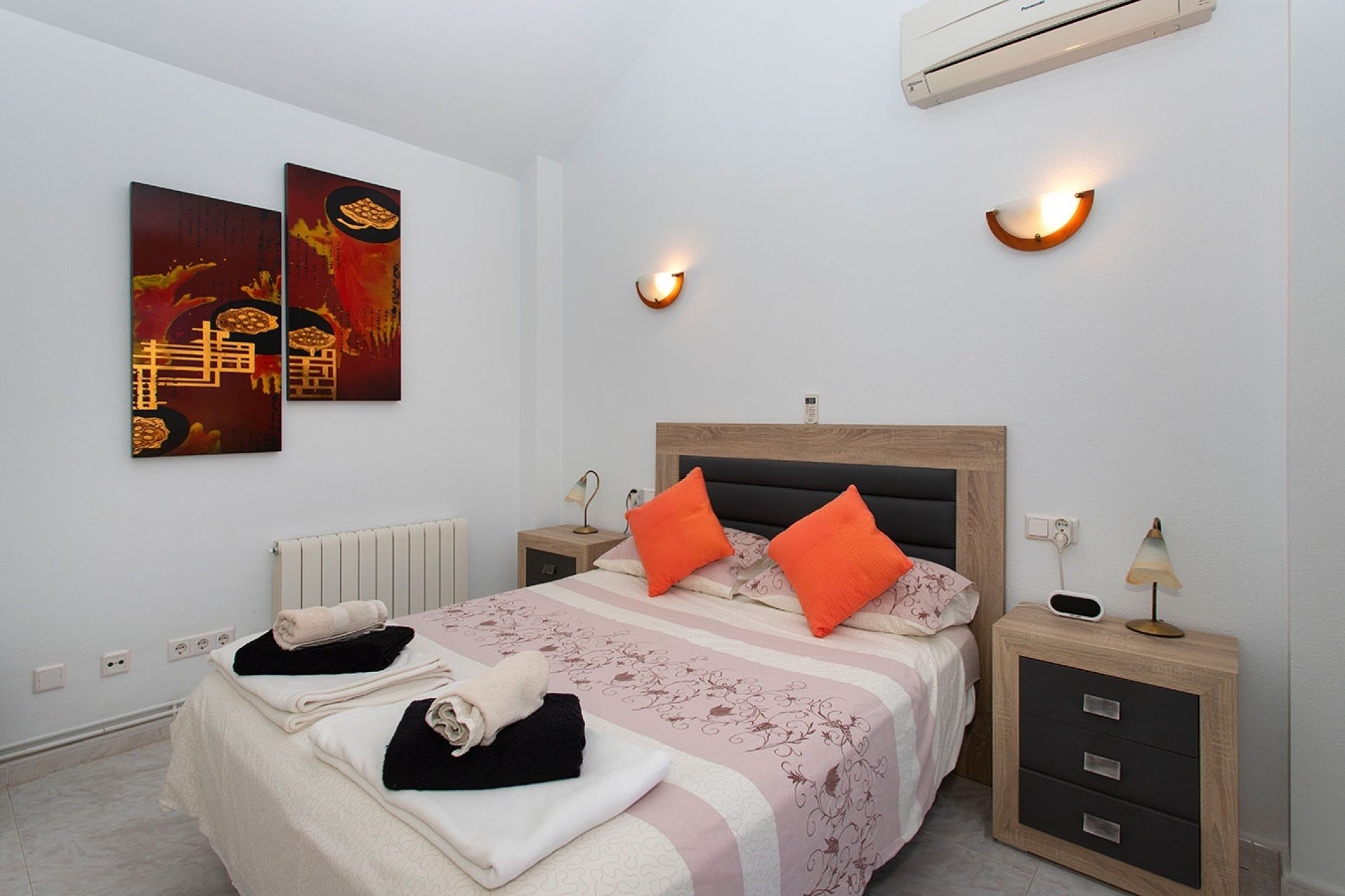 Resale - Villa -
Rojales - Pueblo