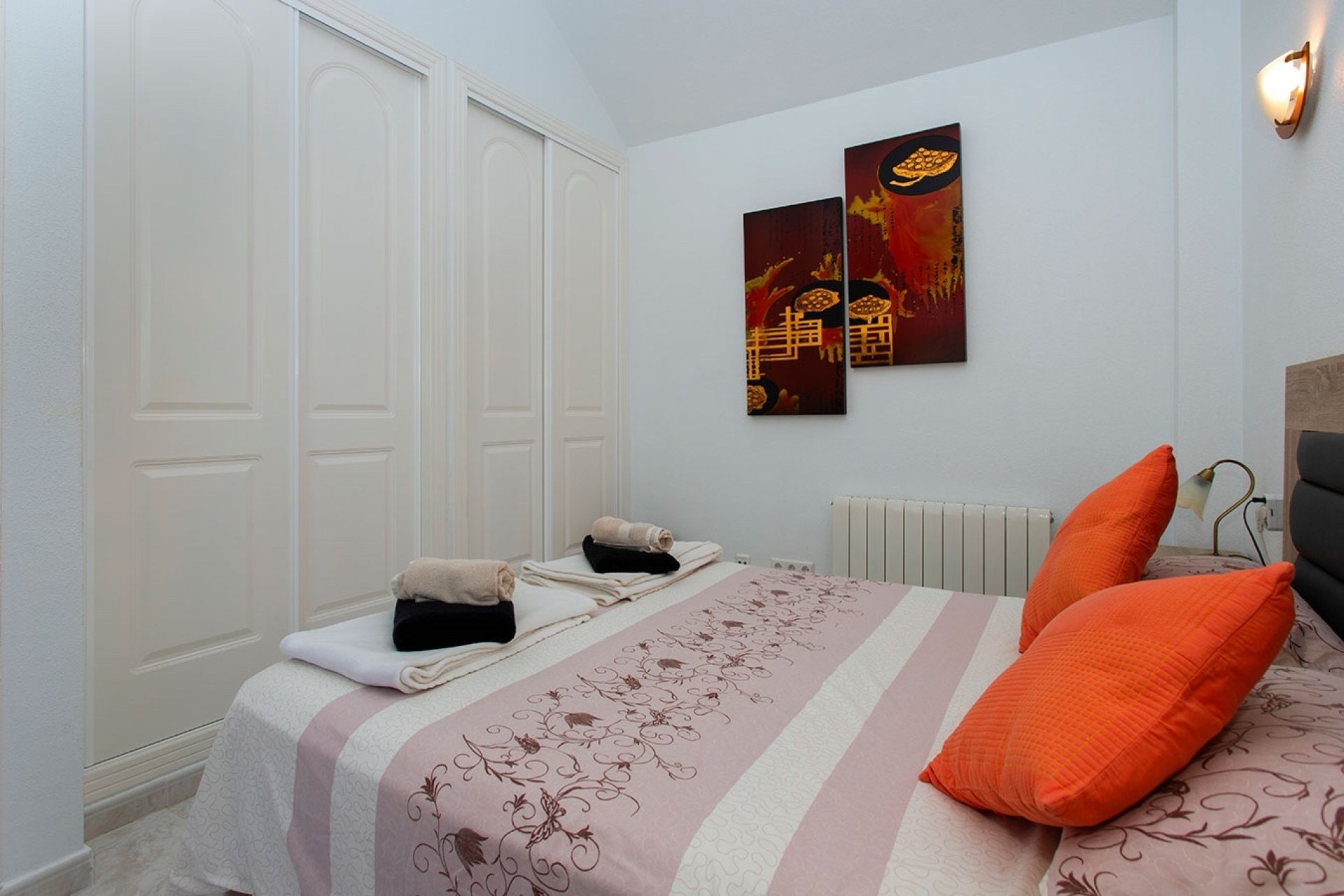 Resale - Villa -
Rojales - Pueblo