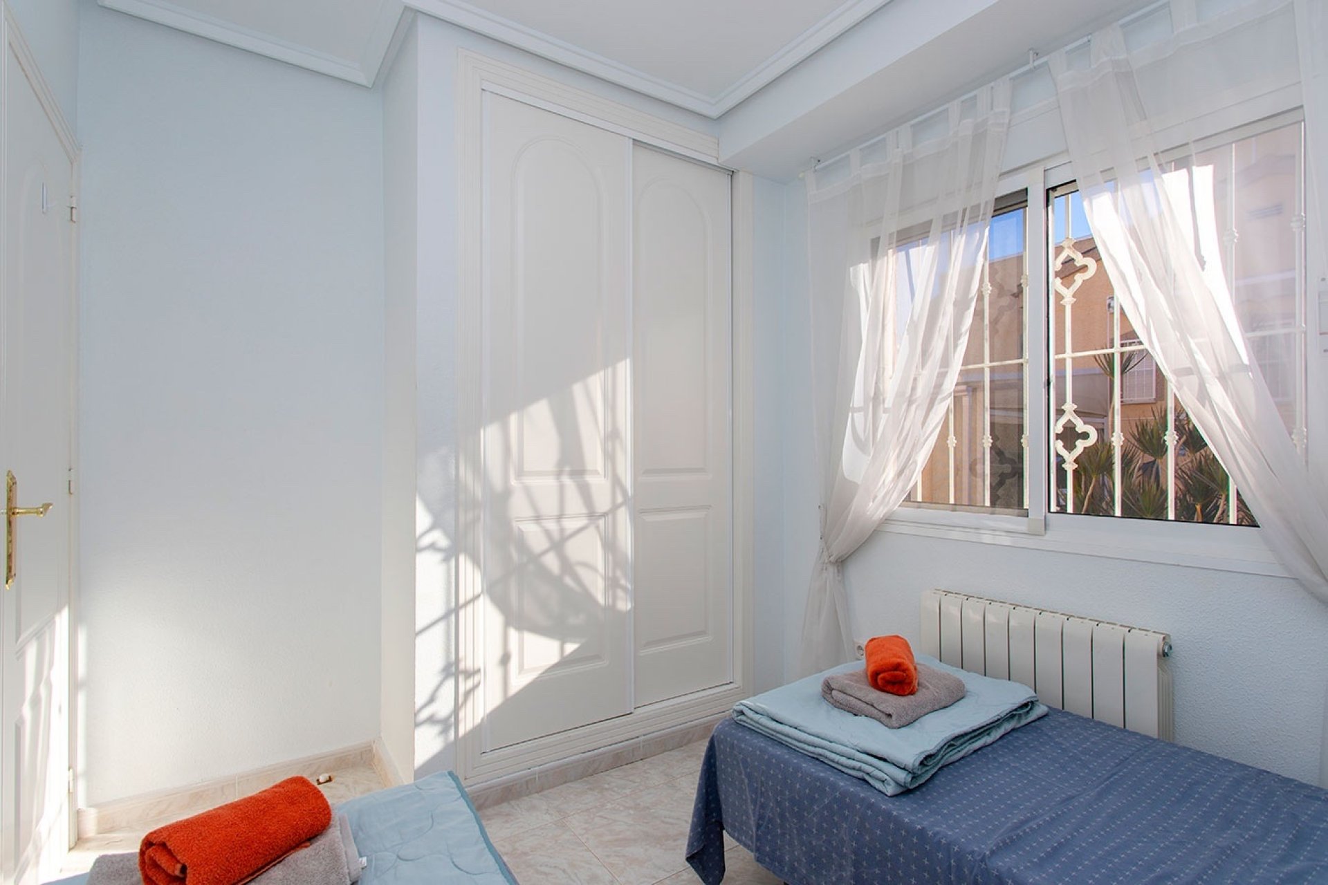 Resale - Villa -
Rojales - Pueblo