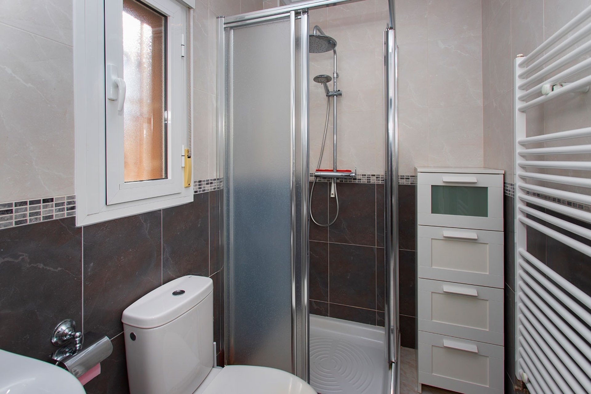 Resale - Villa -
Rojales - Pueblo