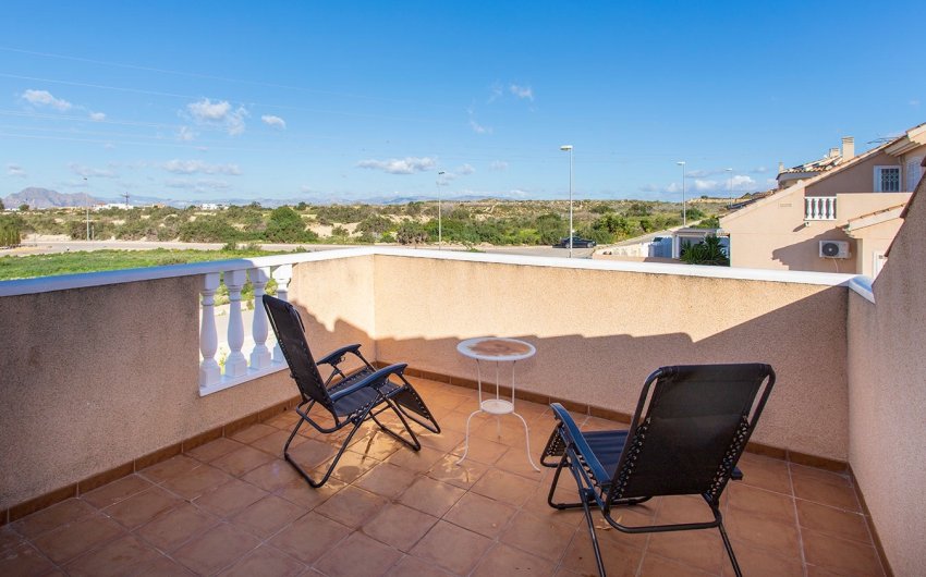 Resale - Villa -
Rojales - Pueblo