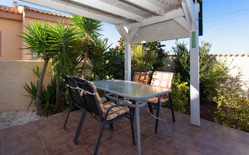 Resale - Villa -
Rojales - Pueblo