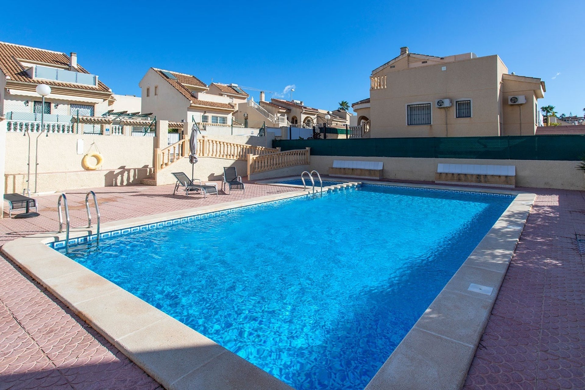 Resale - Villa -
Rojales - Pueblo