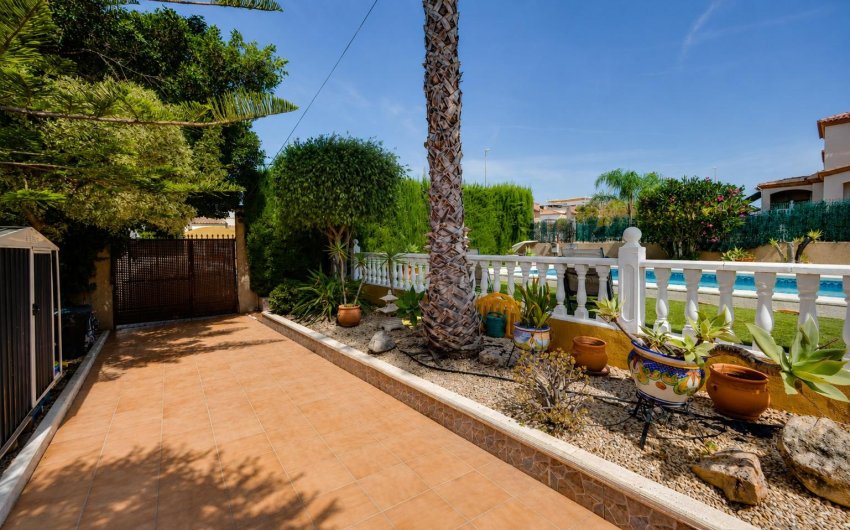 Resale - Villa -
San Fulgencio - Costa Blanca