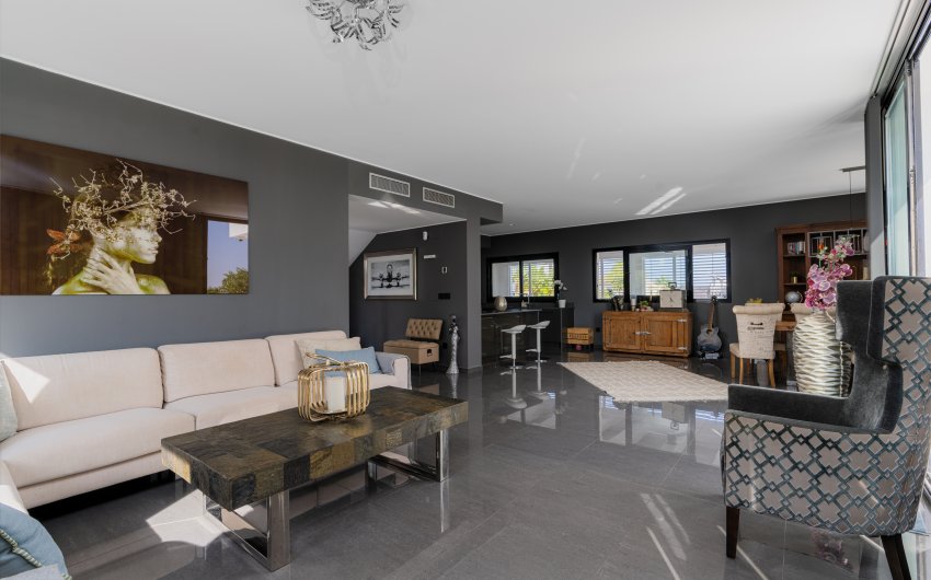 Resale - Villa -
San Fulgencio - La Marina