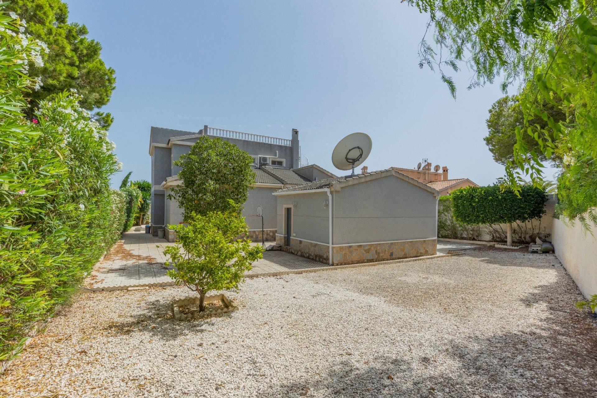 Resale - Villa -
San Fulgencio - La Marina