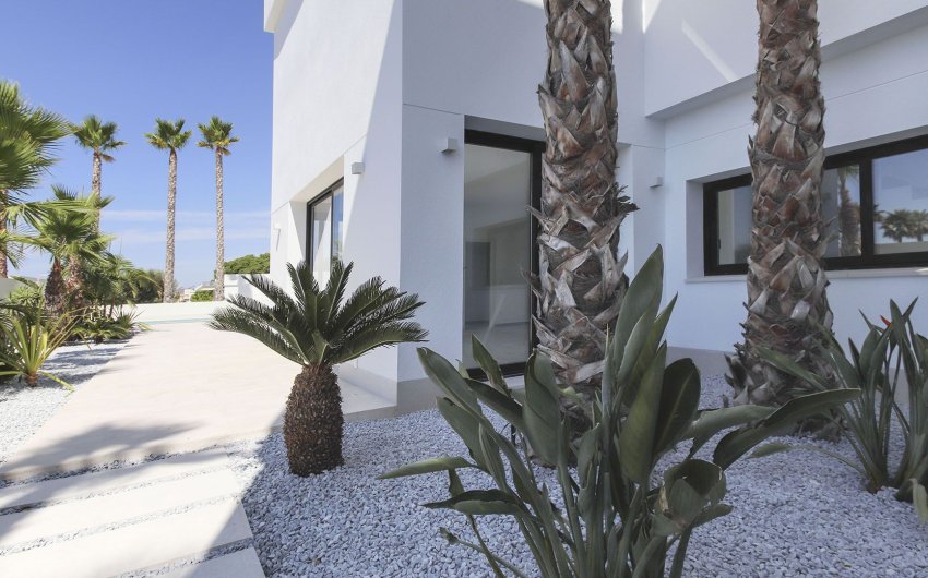 Resale - Villa -
San Fulgencio - La Marina