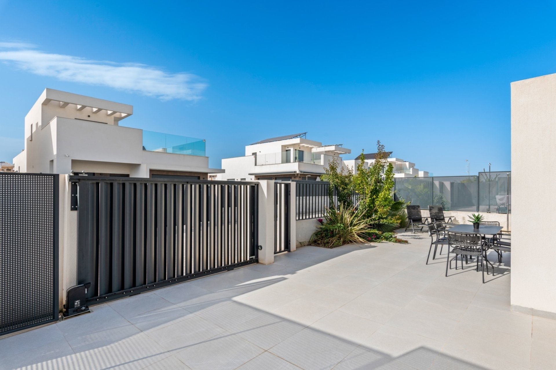 Resale - Villa -
San Fulgencio - La Marina