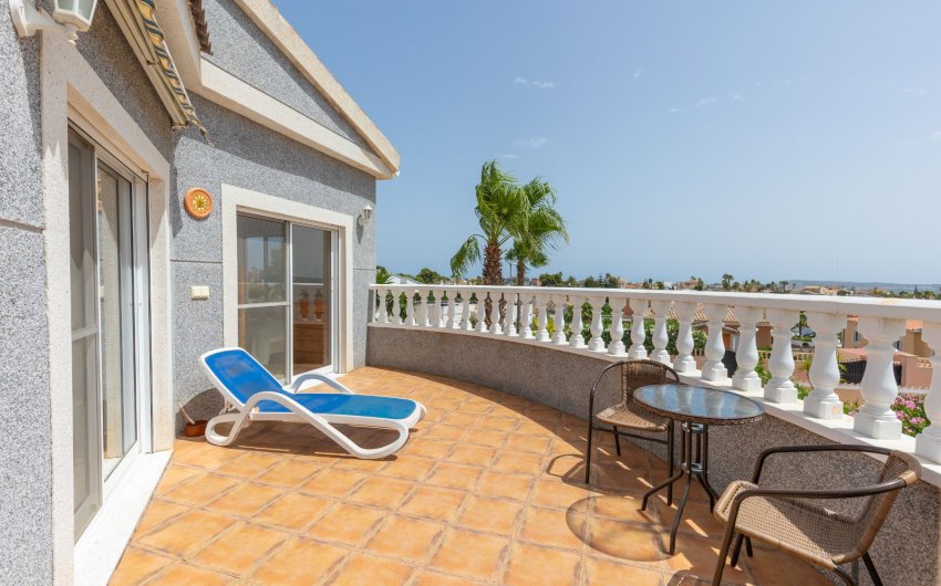 Resale - Villa -
San Fulgencio
