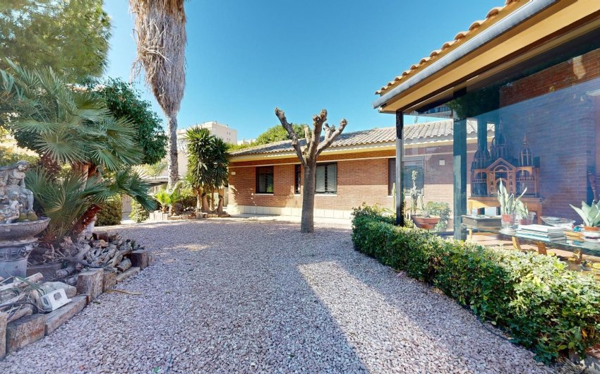 Resale - Villa -
San Juan - San Juan de Alicante