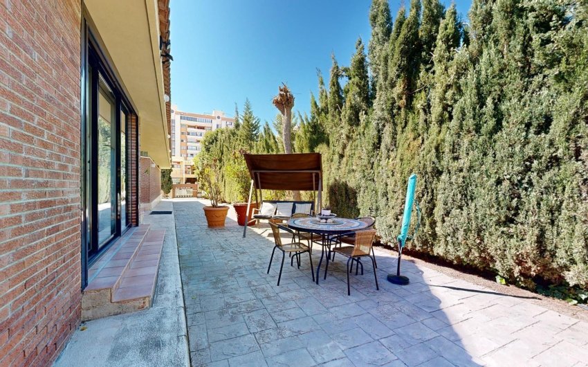 Resale - Villa -
San Juan - San Juan de Alicante