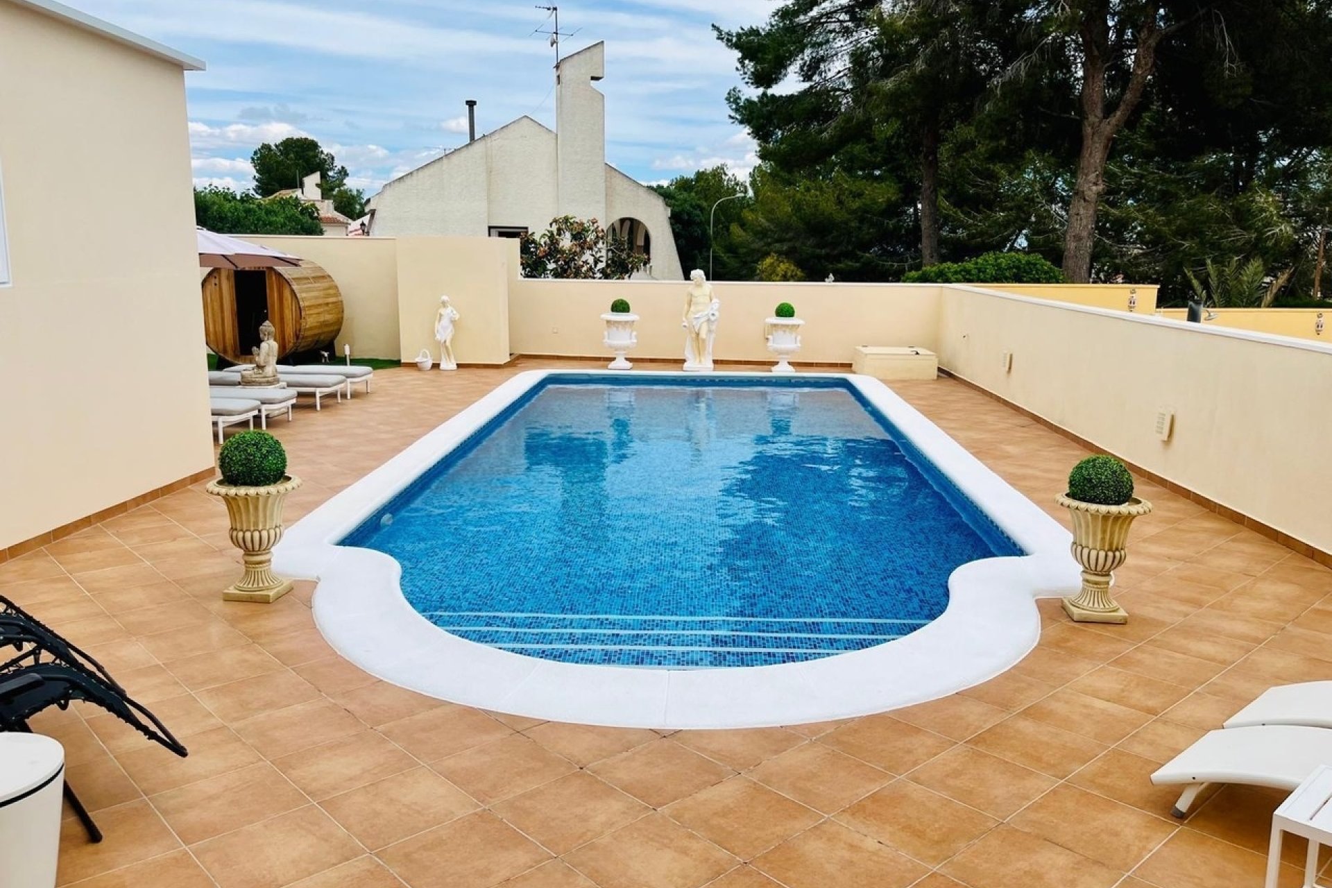 Resale - Villa -
San Miguel de Salinas - Inland