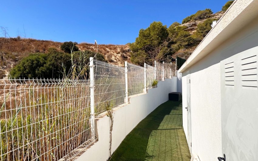 Resale - Villa -
San Miguel de Salinas - Inland