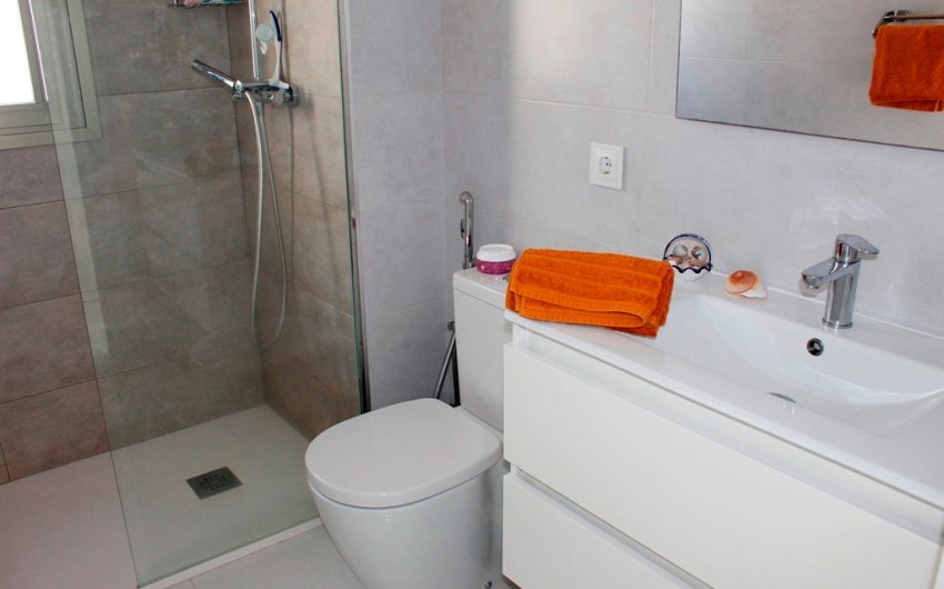 Resale - Villa -
San Miguel de Salinas - Inland