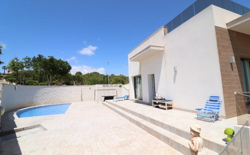 Resale - Villa -
San Miguel de Salinas - Inland