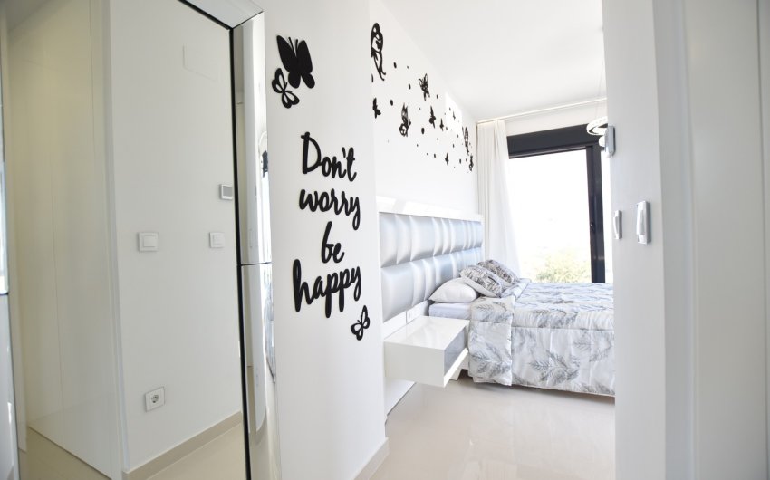 Resale - Villa -
San Miguel de Salinas - Inland