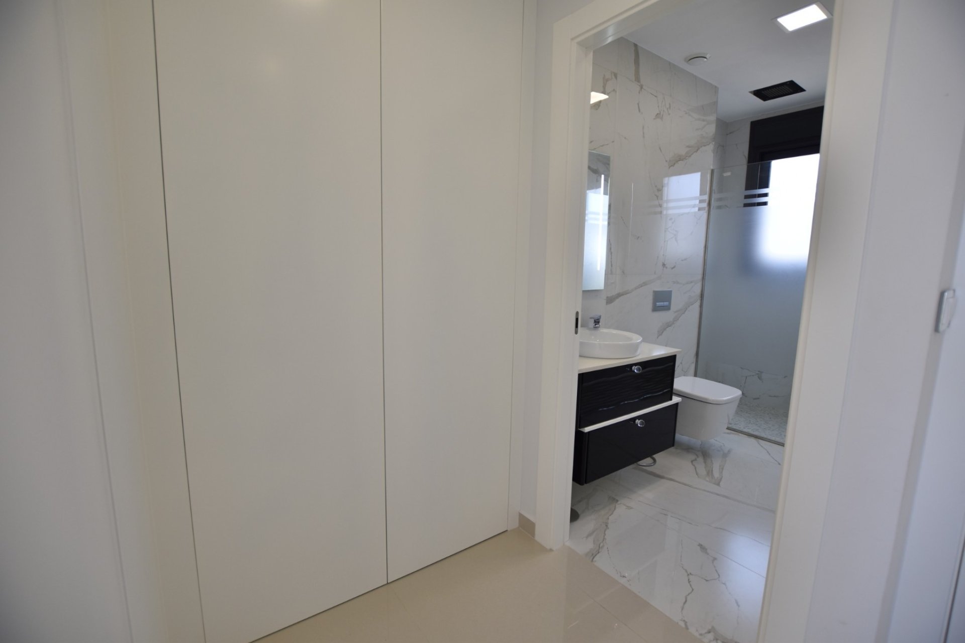 Resale - Villa -
San Miguel de Salinas - Inland