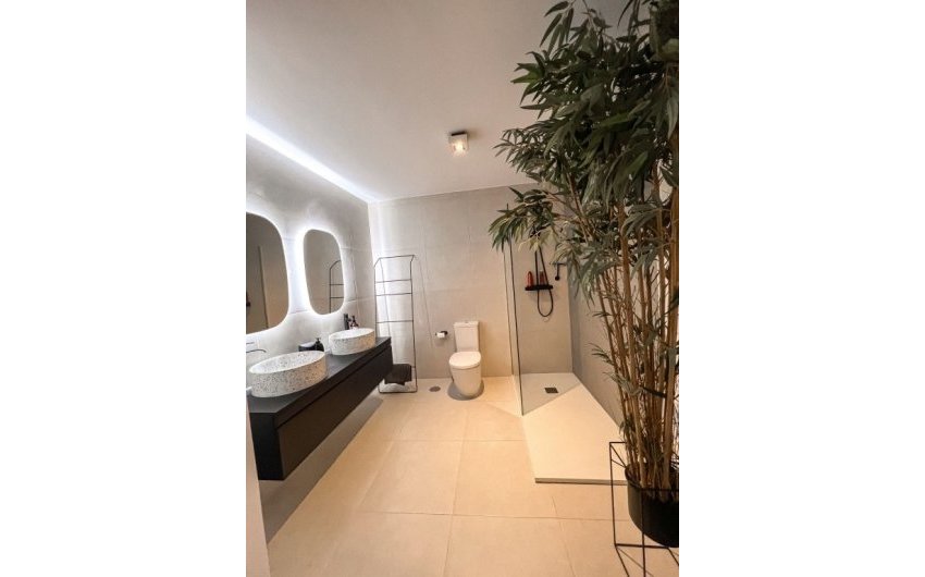 Resale - Villa -
San Miguel de Salinas - Inland