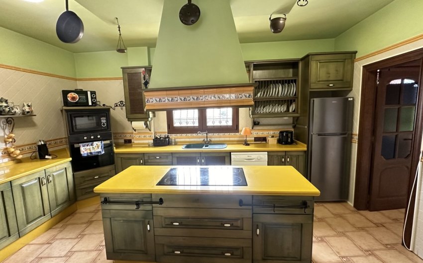 Resale - Villa -
San Miguel de Salinas - Inland