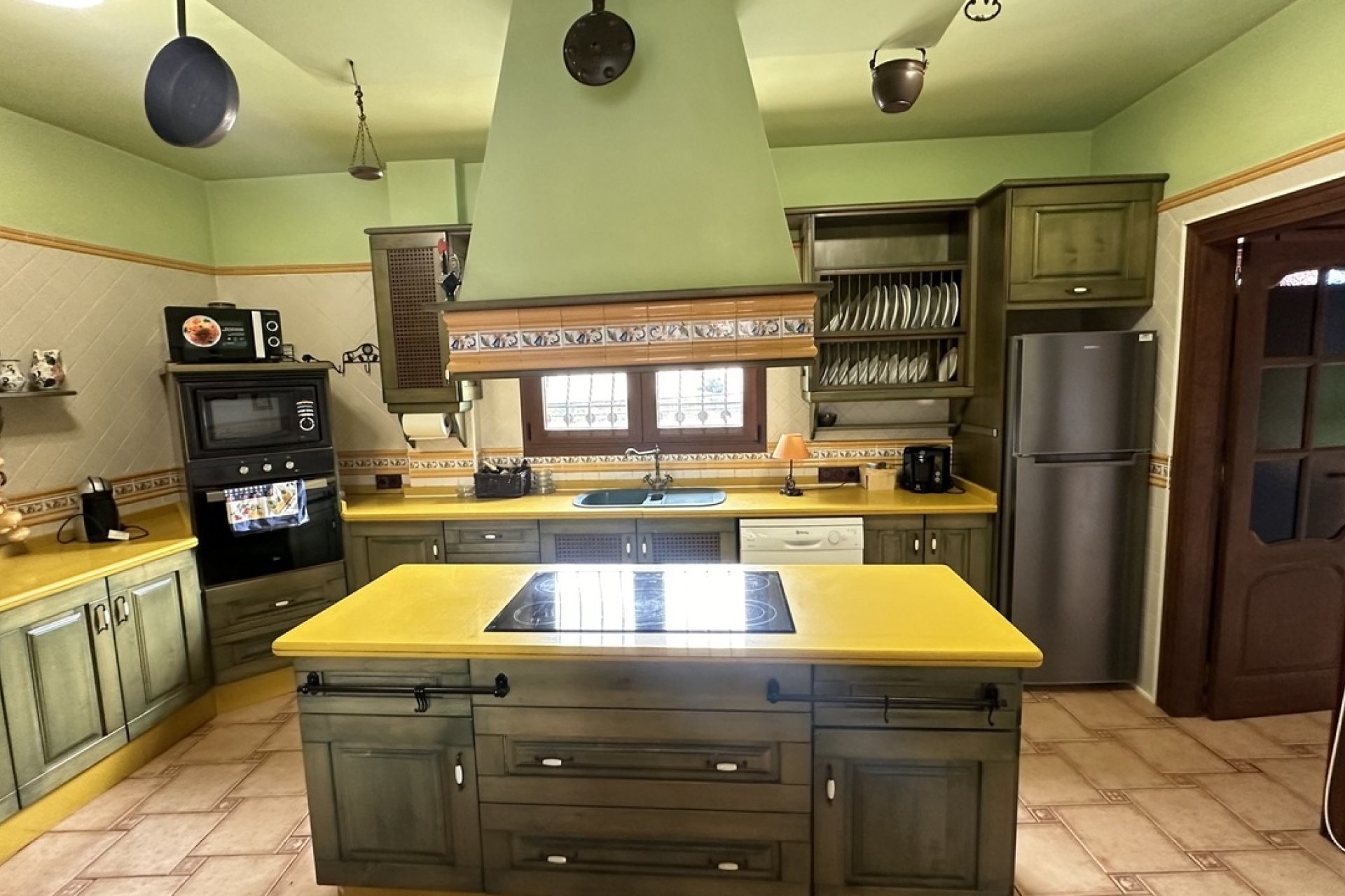 Resale - Villa -
San Miguel de Salinas - Inland