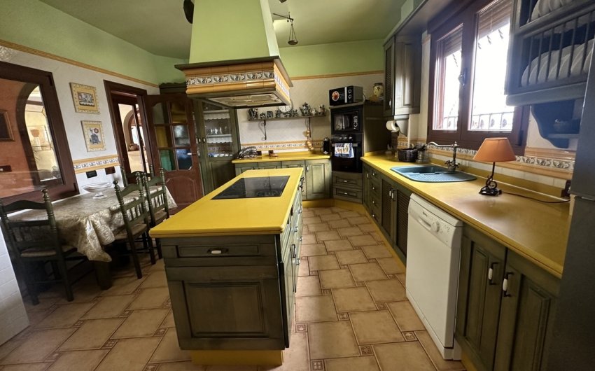 Resale - Villa -
San Miguel de Salinas - Inland