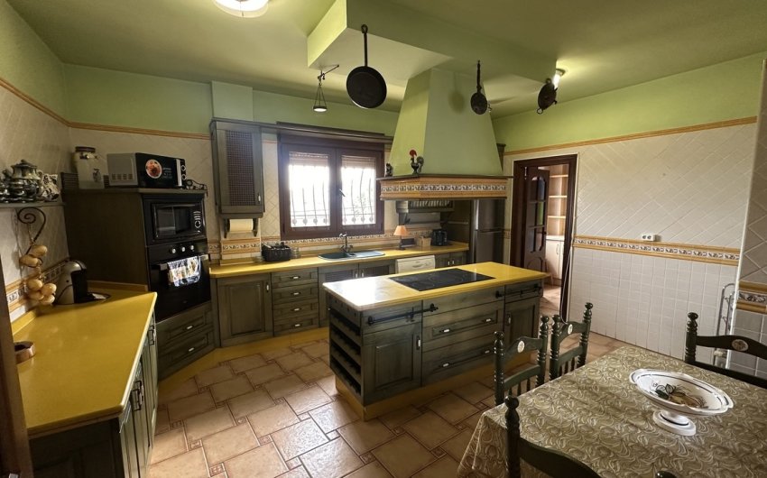 Resale - Villa -
San Miguel de Salinas - Inland