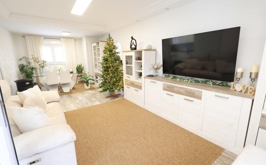 Resale - Villa -
San Miguel de Salinas - Inland