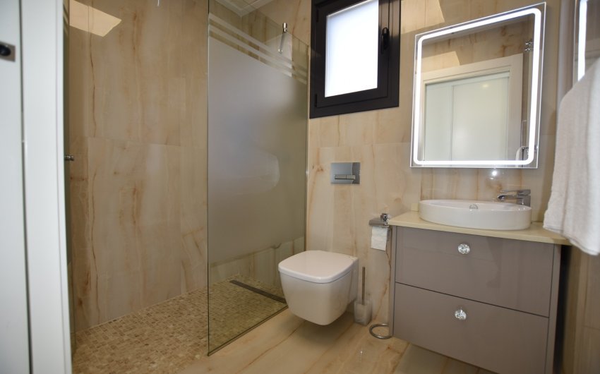 Resale - Villa -
San Miguel de Salinas - Inland