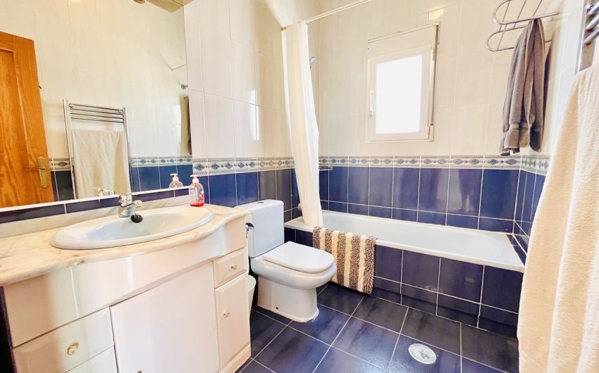 Resale - Villa -
San Miguel de Salinas - Inland