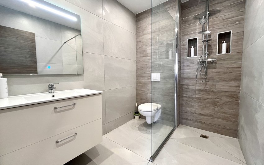 Resale - Villa -
San Miguel de Salinas - Inland