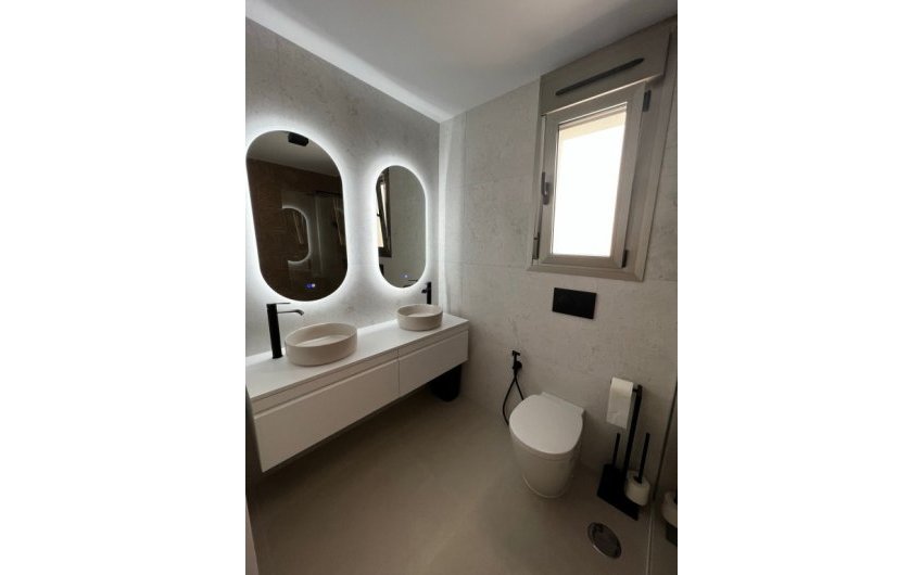 Resale - Villa -
San Miguel de Salinas - Inland