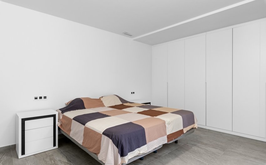 Resale - Villa -
San Miguel de Salinas - Inland