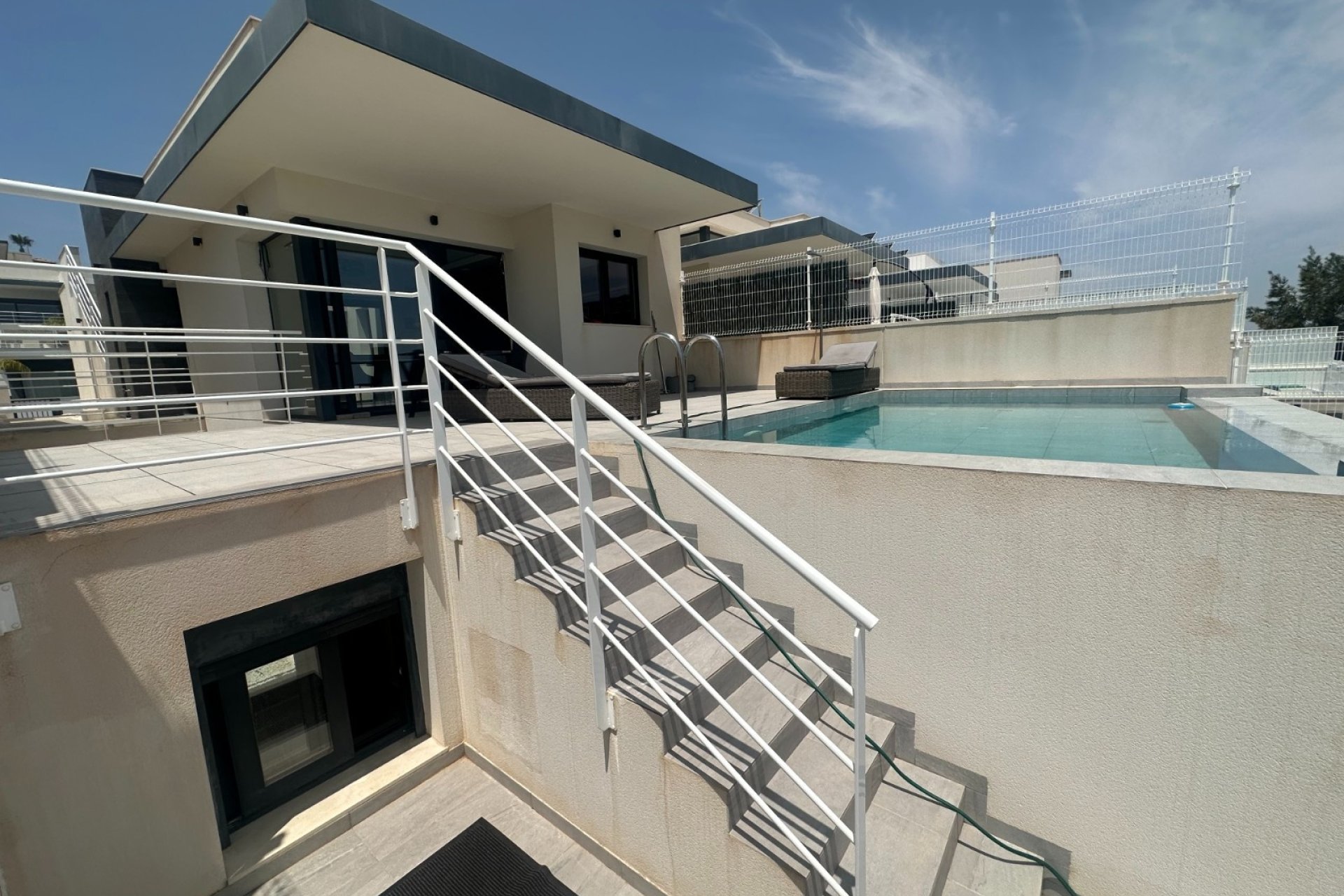 Resale - Villa -
San Miguel de Salinas - Inland