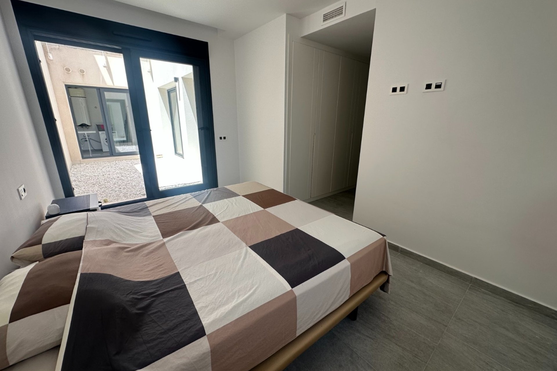 Resale - Villa -
San Miguel de Salinas - Inland