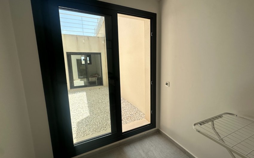 Resale - Villa -
San Miguel de Salinas - Inland