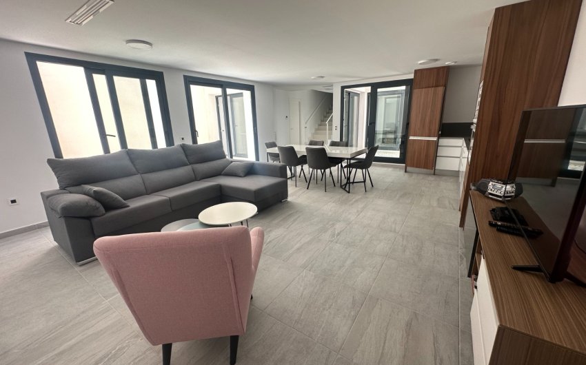 Resale - Villa -
San Miguel de Salinas - Inland