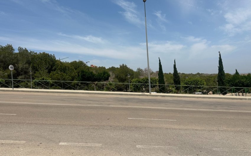 Resale - Villa -
San Miguel de Salinas - Inland