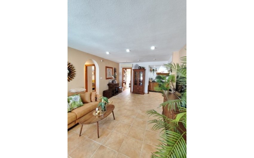 Resale - Villa -
San Miguel de Salinas - Inland