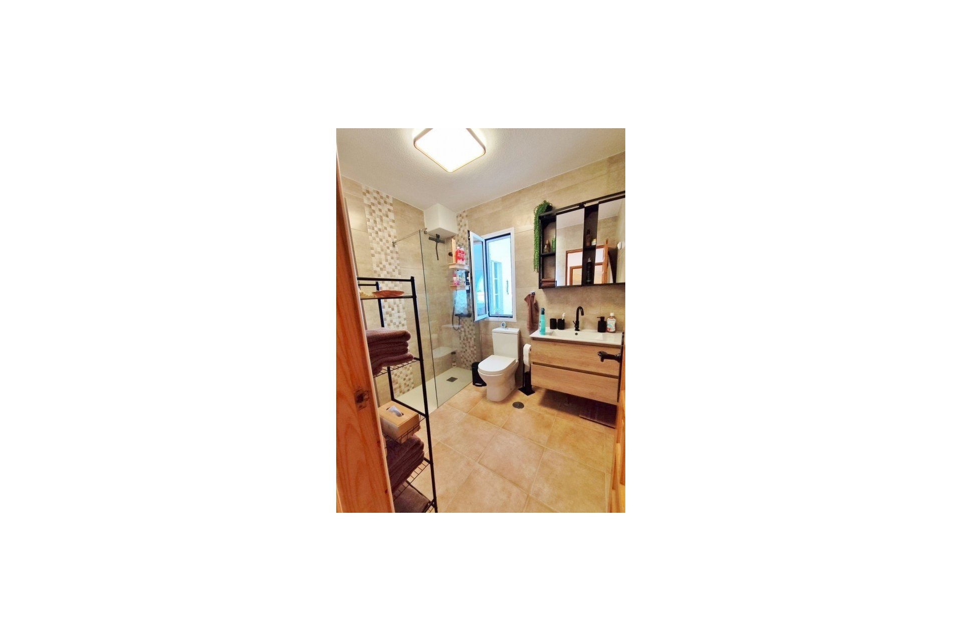 Resale - Villa -
San Miguel de Salinas - Inland