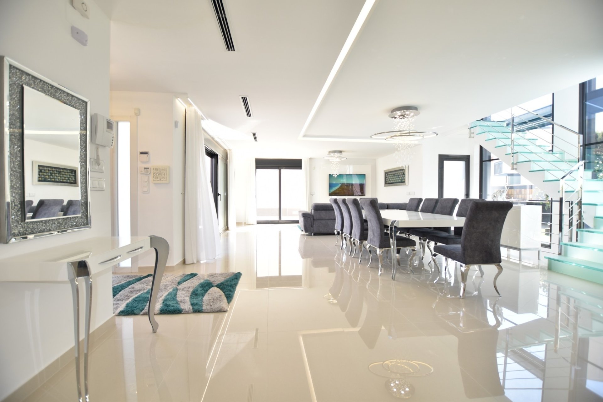 Resale - Villa -
San Miguel de Salinas - Inland