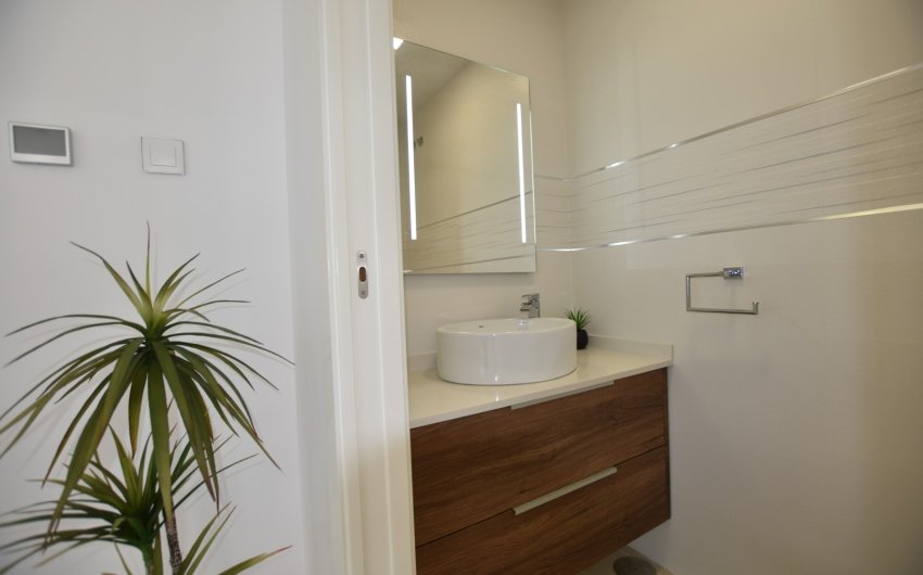 Resale - Villa -
San Miguel de Salinas - Inland